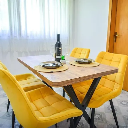 Lägenhet Your Cozy Hideaway In Skopje